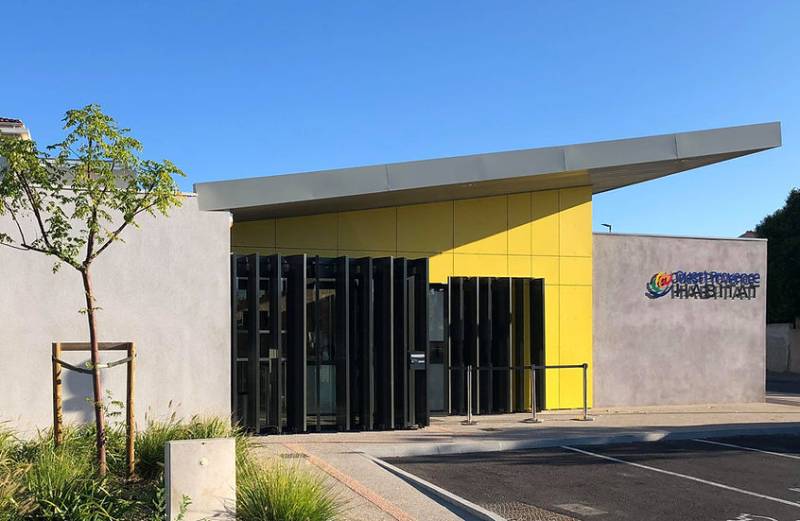 IMMEUBLE DE BUREAUX