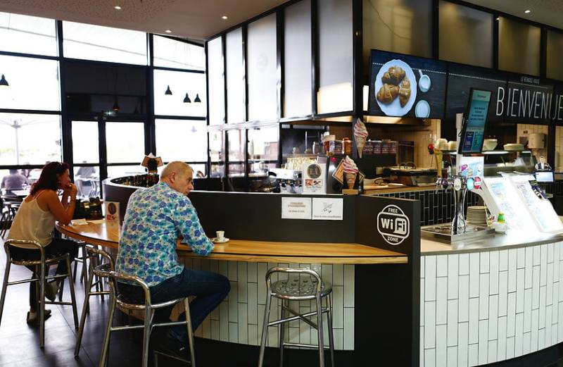 BRASSERIE ET CAFÉ 