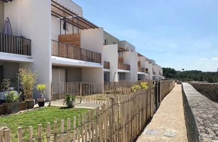 Notre zone d'activité pour ce service Comment concevoir un espace professionnel avec matériaux naturels et plans 3D fournis par une agence d’architecture expérimentée